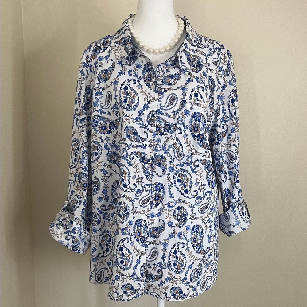 Tommy Hilfiger Women’s White and Blue Paisley Button Down Shirt Size XL NWOT